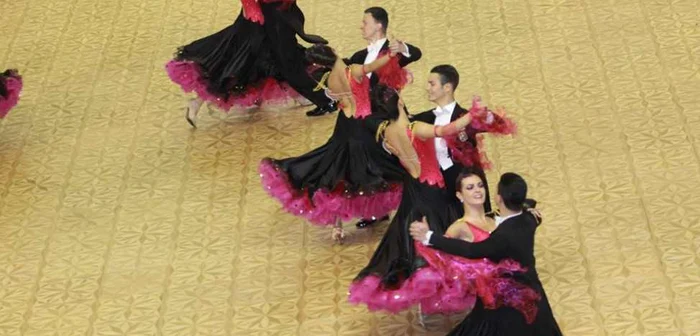 Dansatorii clubului au participat şi la „Românii au talent”, dar şi la „România Dansează” FOTO: Floris Facebook