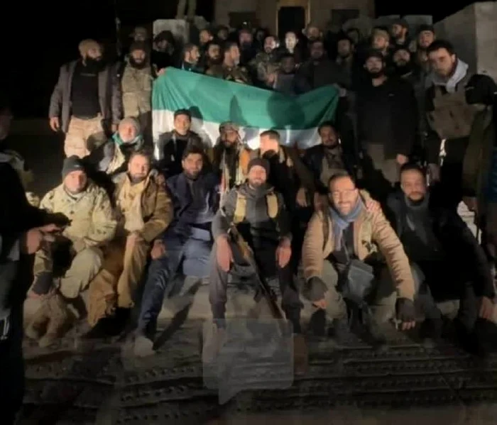 Rebelii sirieni au spulbera trupele lui Bashar al Assad în Alep/ Foto X