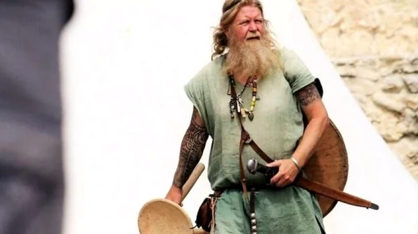 Oamenii care aduc trecutul în prezent Per Jarl, războinic: „Sunt viking profesionist“ jpeg