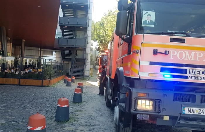 Incendiu la mall. FOTO ISU Dobrogea