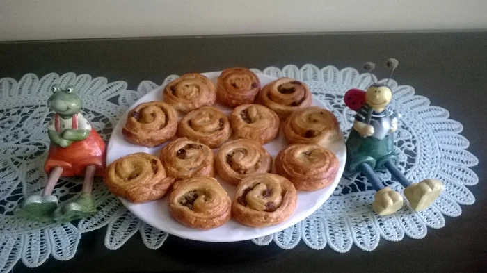 
    Melcişori cu stafide şi vanilie  