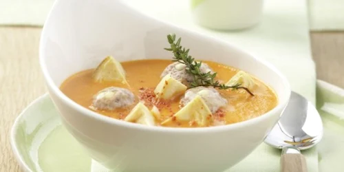 reteta ciorba perisoare smantana bors