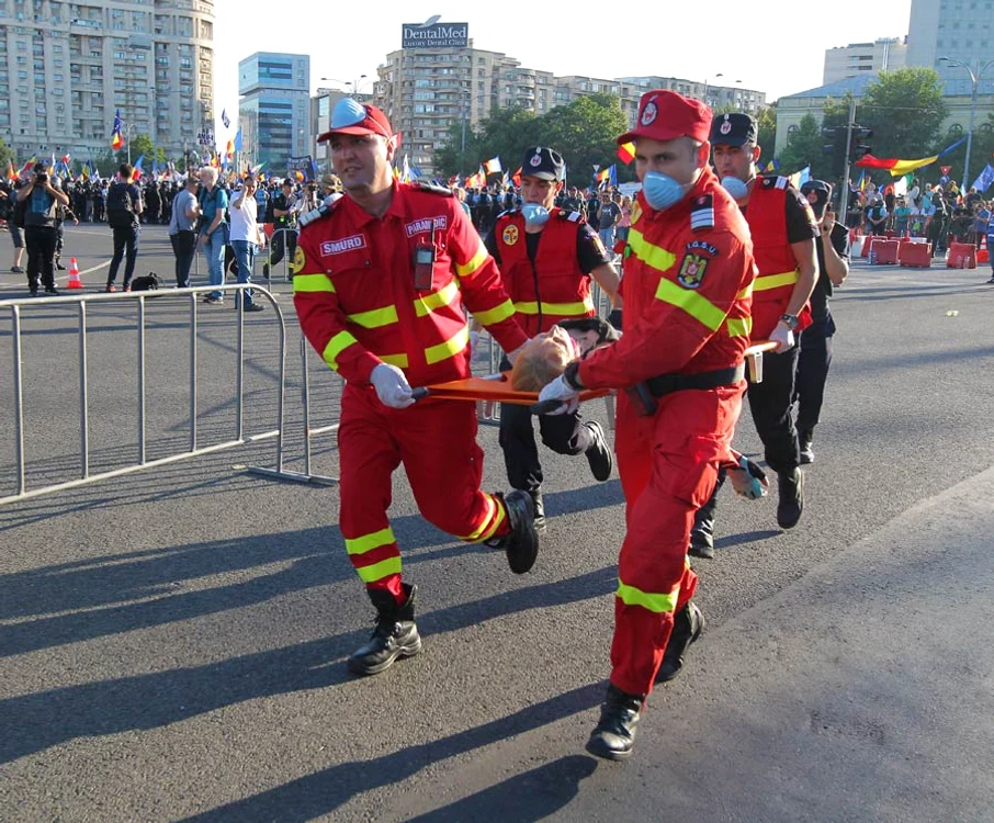 Departe și totuși aproape de Piața Victoriei jpeg