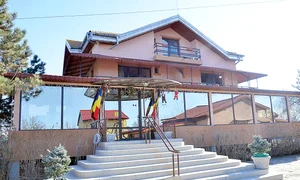 Acesta este căminul din Ghermănești, unde a locuit Zina Dumitrescu jpeg