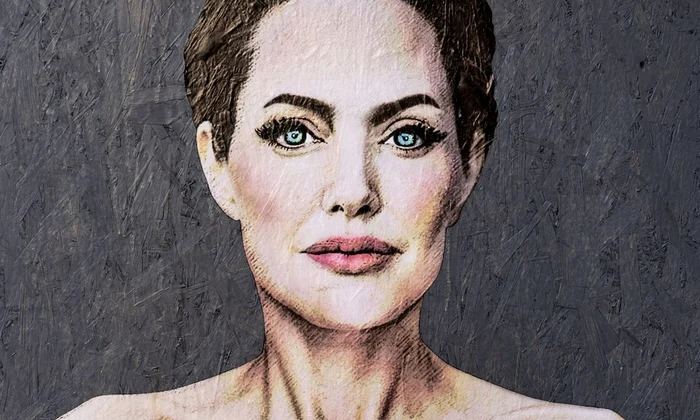 Imagine socanta cu Angelina Jolie si semnele mastectomiei Profimedia (1) jpg
