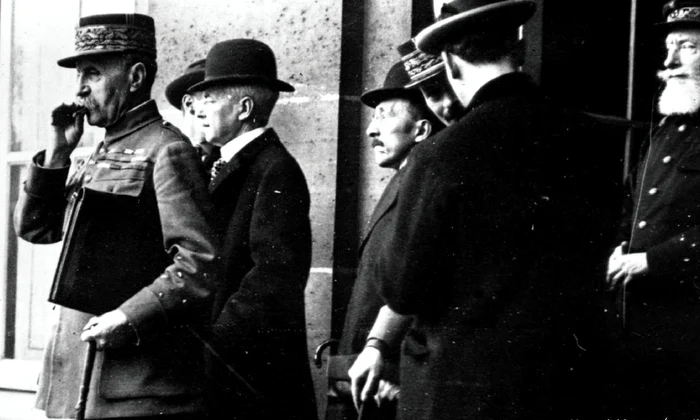 Generalul francez Foch: „Consolidaţi România, pentru că acolo nu aveţi numai o armată, ci şi un guvern şi un popor” jpeg