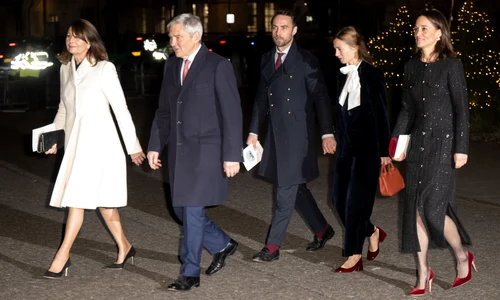Carole și Michael Middleton James și Alizee și Pippa GettyImages 2188575855 jpg