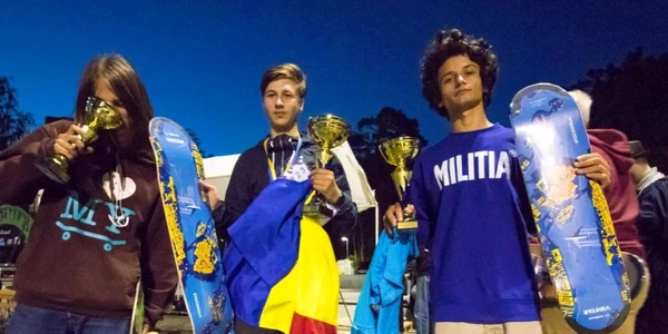 campionii la skateboarding