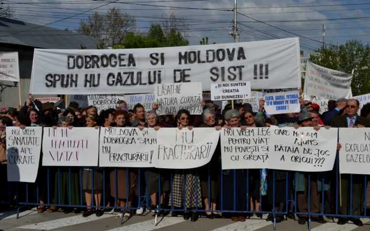 Protest anti-Chevron La Bârlad