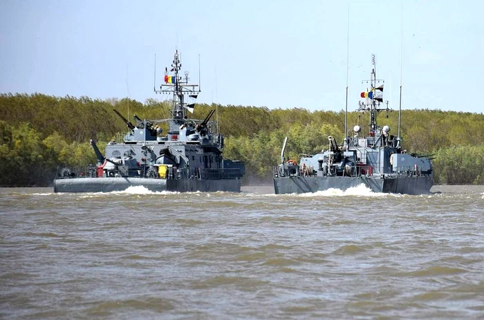 Nave ale Marinei Militare a României, la exerciţiul de anul trecut FOTO MApN