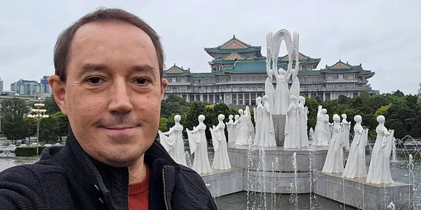 turist italian in coreea de nord jpg