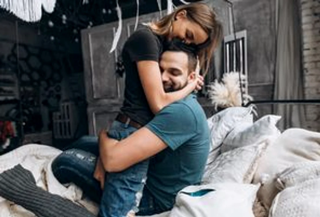 
    Pentru a vă putea reîntoarce la o viaţă sexuală este important să stimulaţi propria dorinţă, dar şi pe cea a partenerului de viaţăfoto: shutterstock  