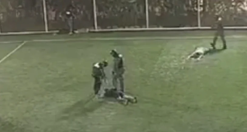 Fotbal urmat de tragedie: trei oameni împușcați mortal pe teren. Imaginile șocante au făcut înconjurul internetului