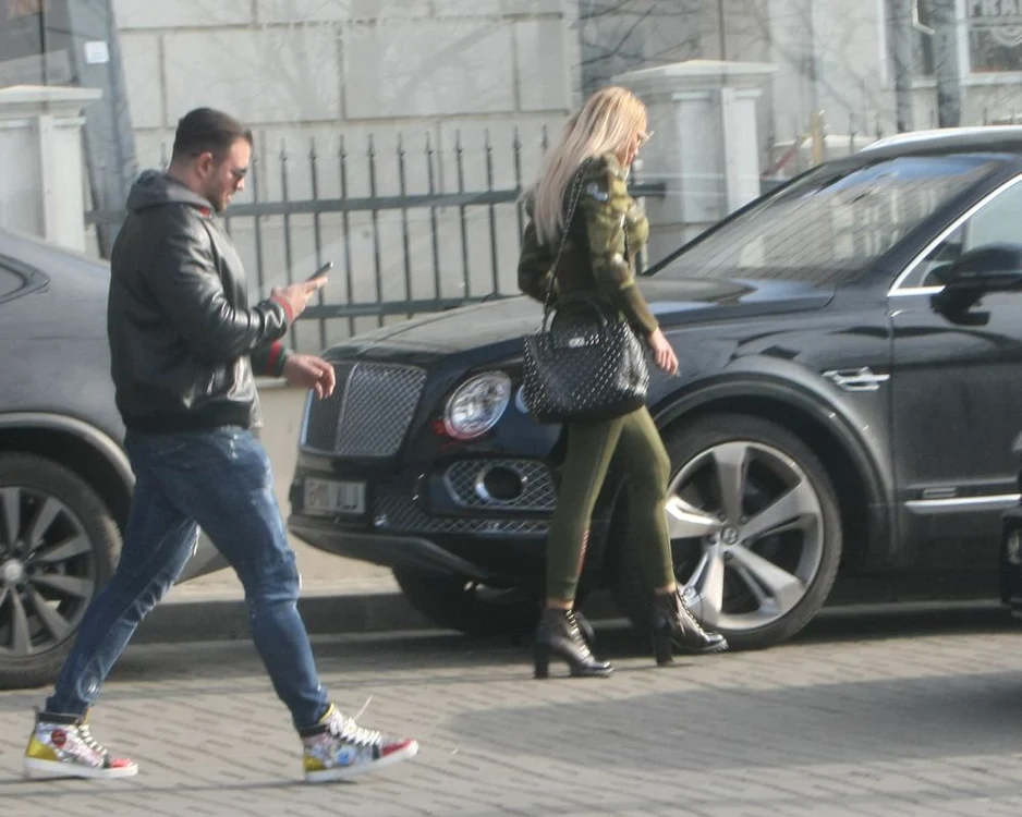 Noua maşină a lui Alex Bodi,  un Lamborgini Urus, cu care soţul Biancăi face furori pe străzile din oraş