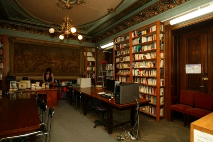 Biblioteca Franceză Omnia