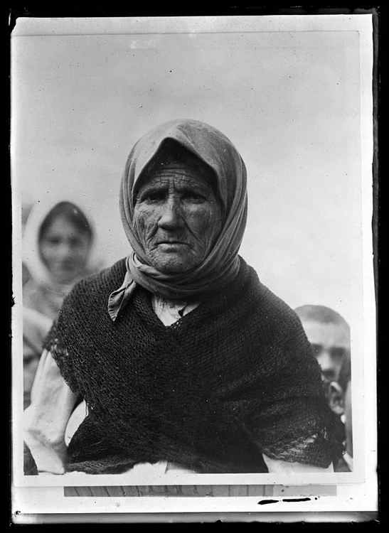 batrana romanca coada bucuresti 1919