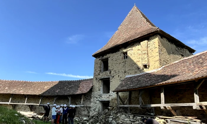 Restaurare la Roadeș și Jimbor 1 jpeg