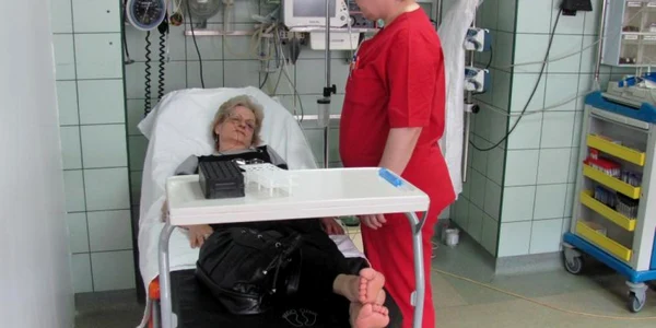 Medicii vor petrece sărbătorile la locul de muncă foto: M.S.