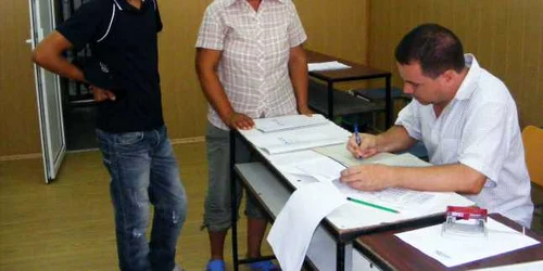 Ionică Ilie Sorinel şi-a depus astăzi dosarul la Colegiul Tehnic de Transporturi Auto