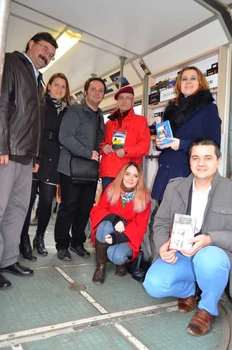 Biblioteca din tramvai se bucură de succes FOTO