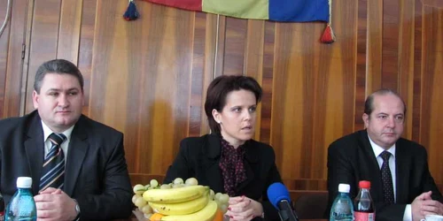 La conferinţa de presă organizată de Prefectură a participat şi directorul de la Finanţe şi primarul Alexandriei