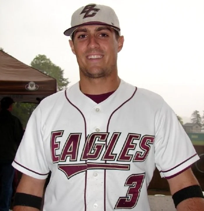 
    Înainte de diagnosticare, Pete Frates era un jucător de baseball în plină ascensiune (foto: petefrates.com)  