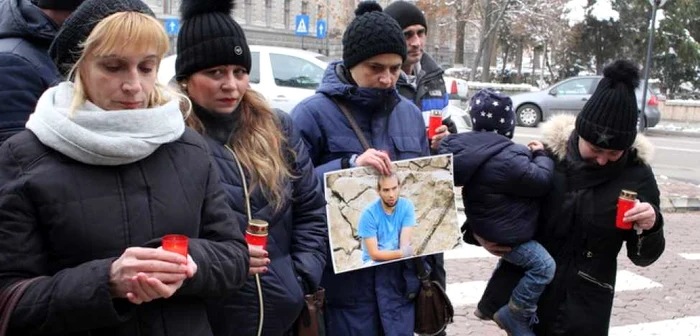 Protest al angajaţilor de la Muzeul din Deva. FOTO: Daniel Guţă. ADEVĂRUL.