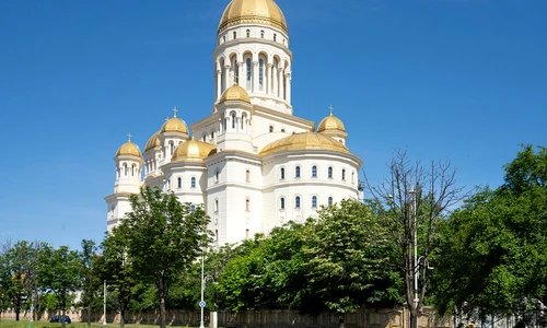 shutterstock 2467088781 jpg