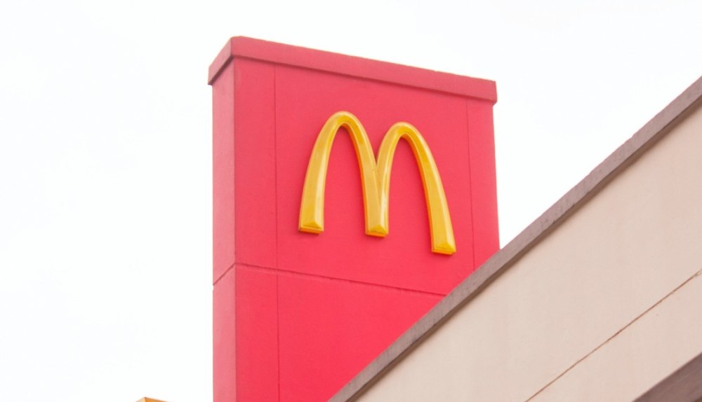 „Europa mai întâi”. Boicot în Franța la McDonald's, Coca Cola și Tesla, împotriva politicii administrației Trump
