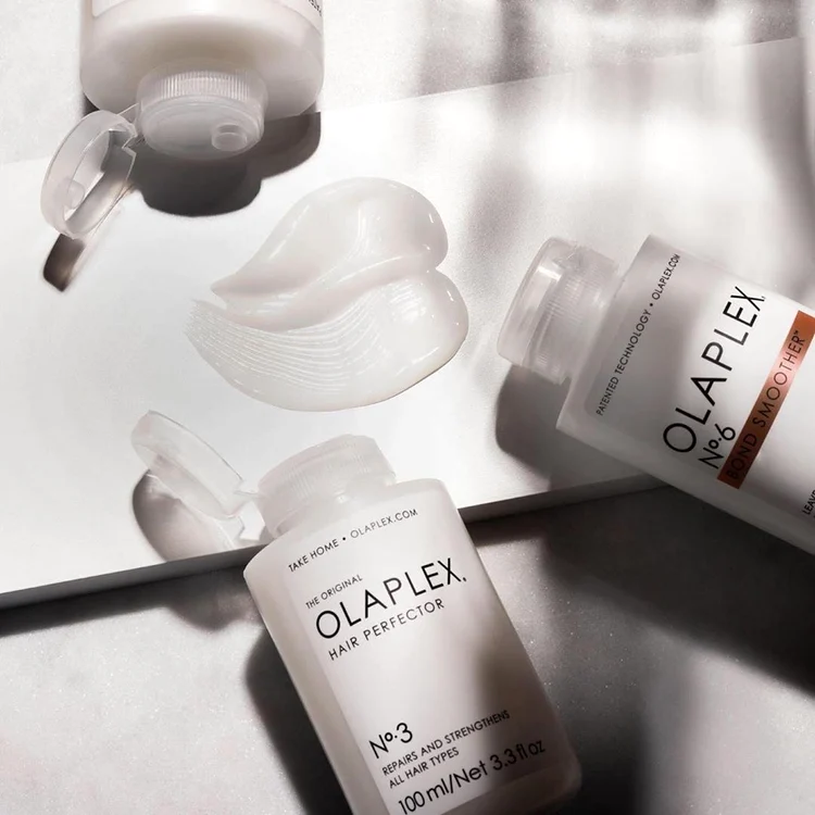 Produse de îngrijire a părului Olaplex FOTO: Facebook Olaplex