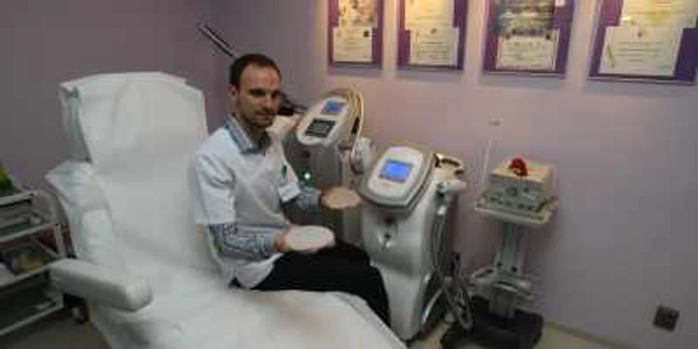 Kasem Abu Bakr, medicul estetician al vedetelor, a fost reţinut pentru 24 de ore FOTO Adevărul