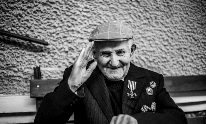 Ilie Albu maior în retragere ultimul veteran de război din Ocna Sibiului Foto AMVVD Sibiu jpg