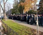 Oamenii stau la coadă pentru a se închina la moaștele Sf. Andrei FOTO: Arhiepiscopia Dunării de Jos