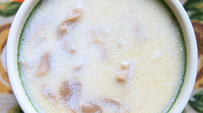 
    Această ciorbă de burtă cu pleurotus gustoasă și sănătoasă va fi pe placul întregii familiifoto: ligiapop.com  