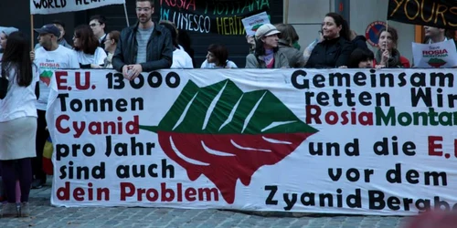 Proteste ale românilor şi belgienilor pe tema Roşia Montana