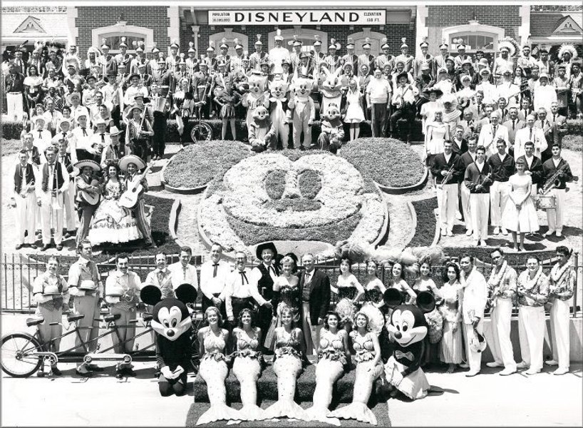 17 iulie: 70 de ani de la inaugurarea parcului de distracţii Disneyland - „Cel mai fericit loc de pe Pământ"