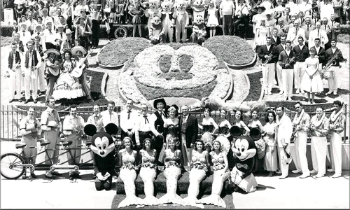 Inaugurare Disneyland Foto Designing Disney jpg