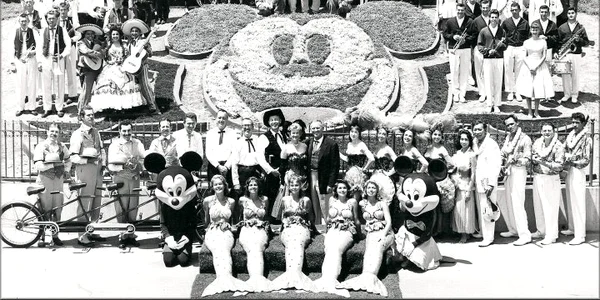 Inaugurare Disneyland Foto Designing Disney jpg