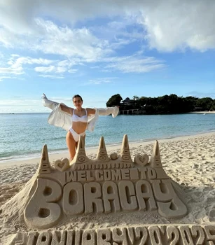 Emily Burghelea și familia, vacanță fără incidente în Boracay și Hong Kong foto: Instagram