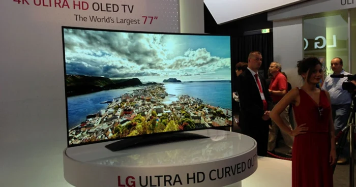 LG trece şi la 4K, şi la ecran curbat. FOTO PCMag.com