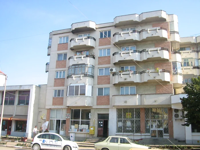 
    Faţă de luna precedentă, preţurile apartamentelor au oscilat cu marje cuprinse între +5% şi -2%.  