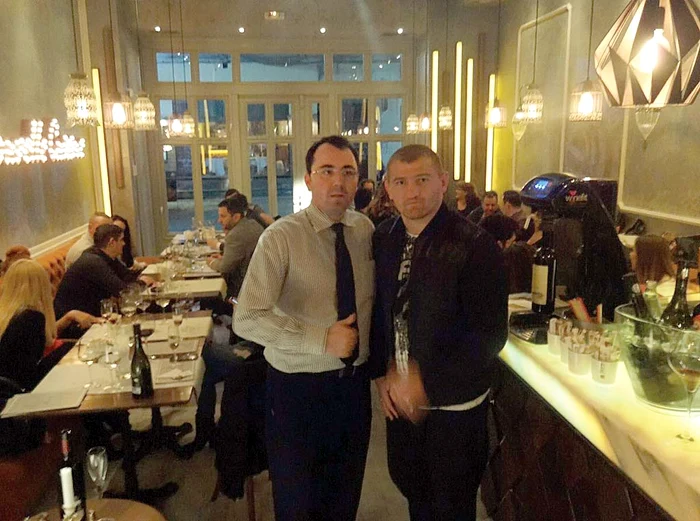 Marți, 10 martie. Cătălin, proaspăt întors din Africa, petrece în club