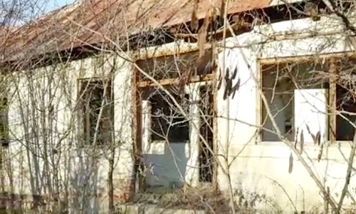 Casa părăsită  a aparţinut bunicilor Tatianei Truţă  jpeg