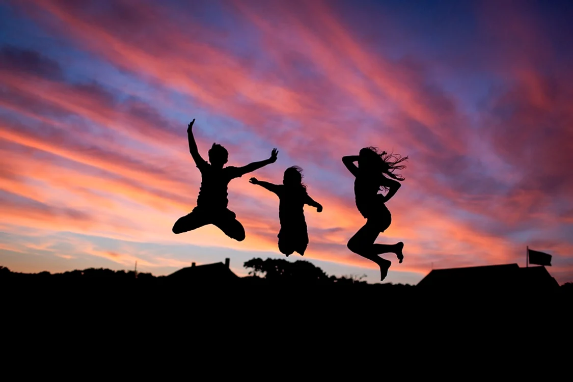 
    Horoscop 4 august: Iată ce v-au pregătit astrele pentru duminică, 4 augustFoto: pixabay.com  