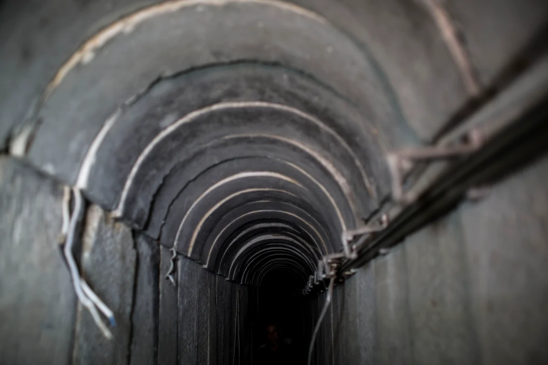 Tunelul a fost localizat și demontat. Foto: Getty Images/Arhivă