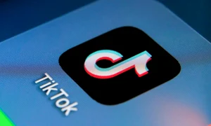 tik tok  jpg