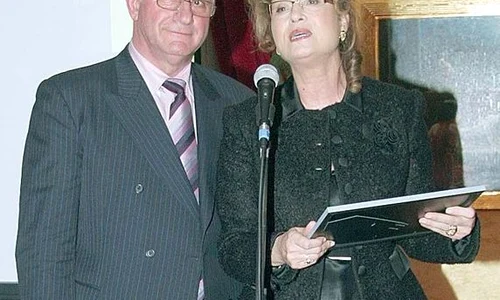 Angela Similea şi Victor Surdu au fost căsătoriţi din 1999 până la moartea bărbatului, în 2011 jpeg