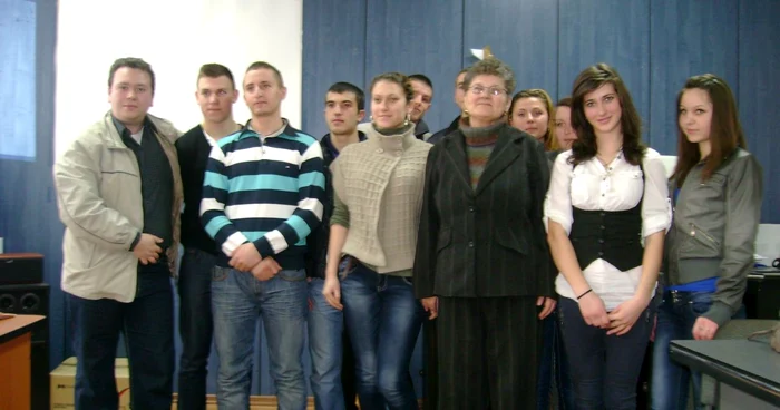 La acţiune au participat zece elevi şi doi profesori