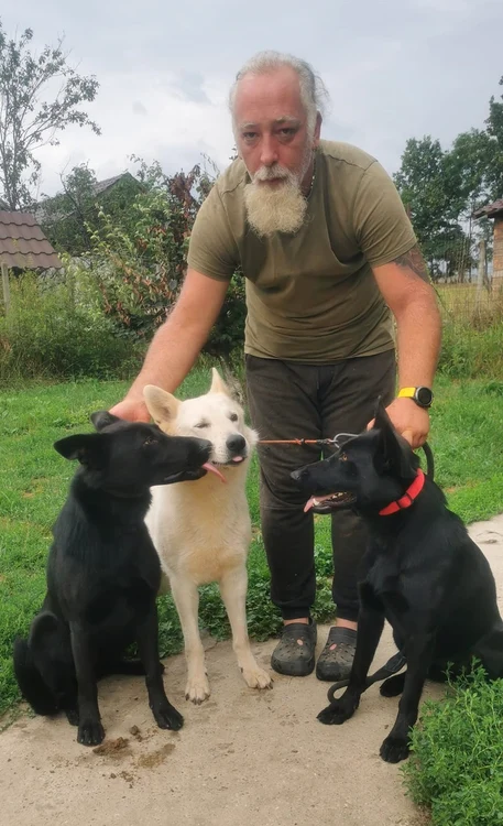 Tic Angheluță este specialist în dresarea câinilor FOTO Arhiva personală