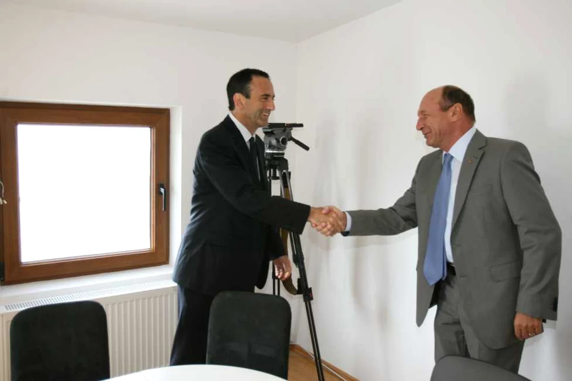 Philip Gordon s-a întâlnit cu preşedintele suspendat Traian Băsescu